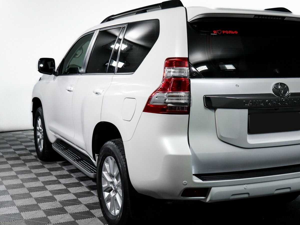 Toyota Land Cruiser Prado с пробегом — 2014 год. Фото: #16