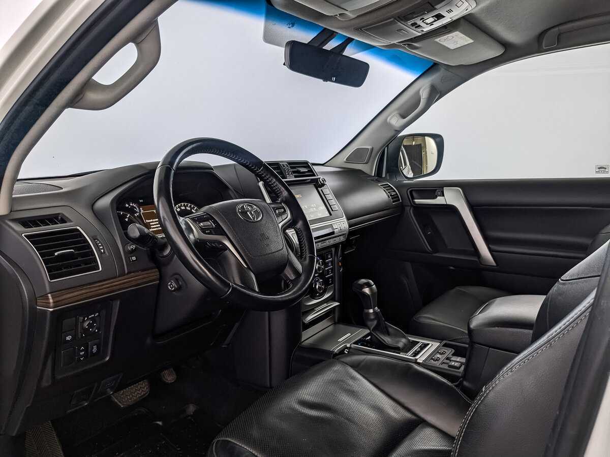 Toyota Land Cruiser Prado с пробегом — 2019 год. Фото: #14