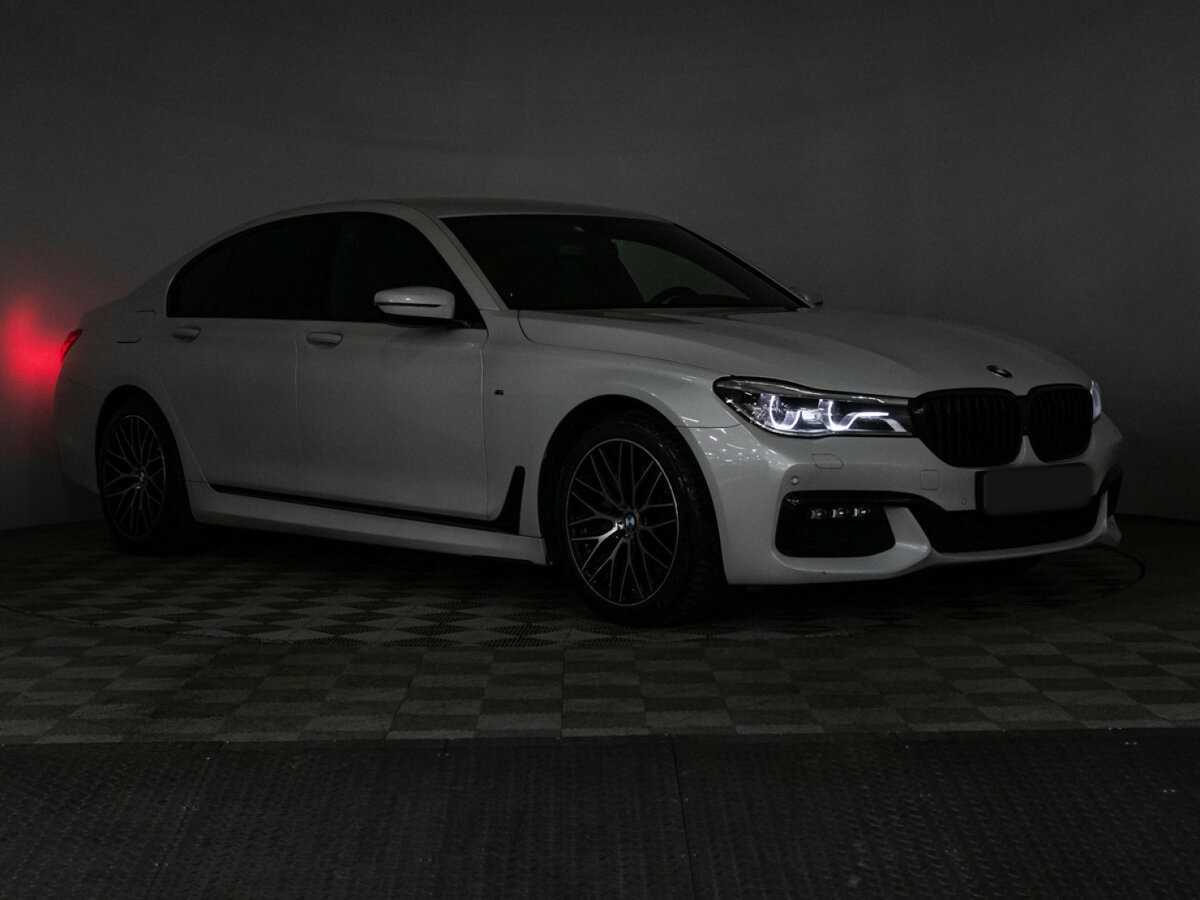 BMW 7 серии с пробегом — 2017 год. Фото: #28