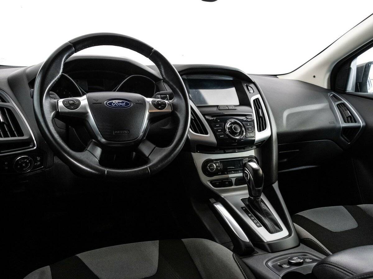 Ford Focus с пробегом — 2011 год. Фото: #8