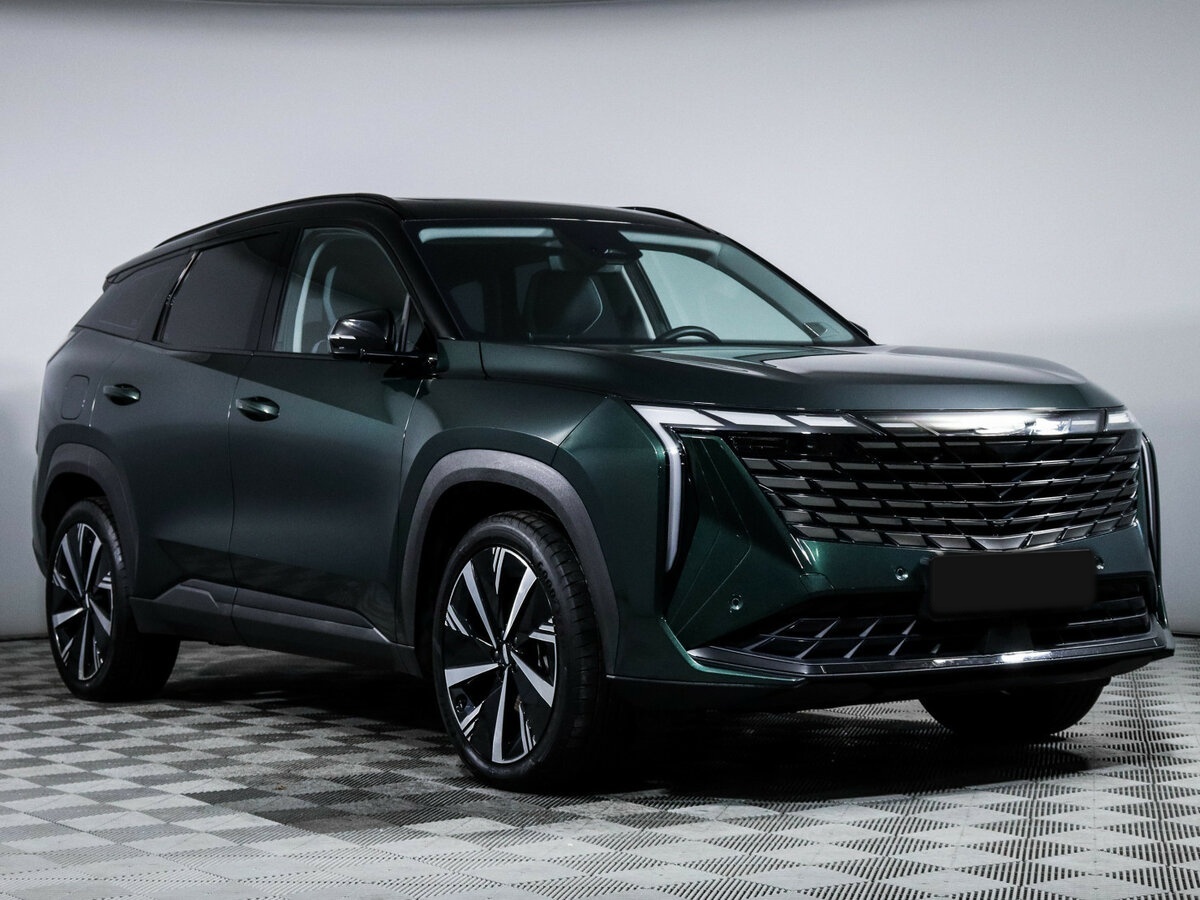 Geely Atlas с пробегом — 2024 год. Фото: #2