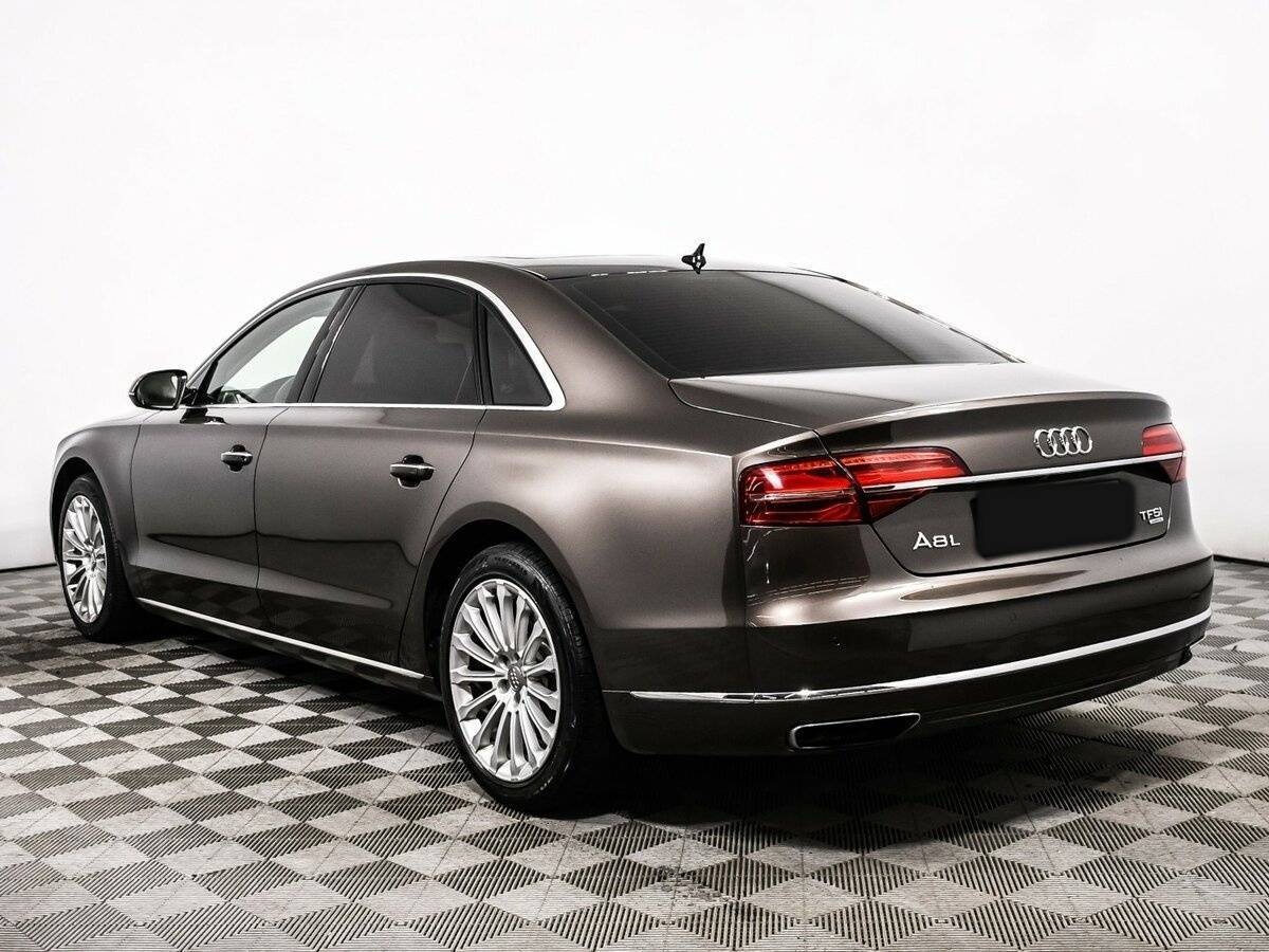 Audi A8 с пробегом — 2015 год. Фото: #6
