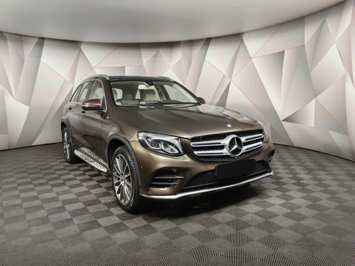 Mercedes-Benz GLC с пробегом — 2016 год. Фото: #2