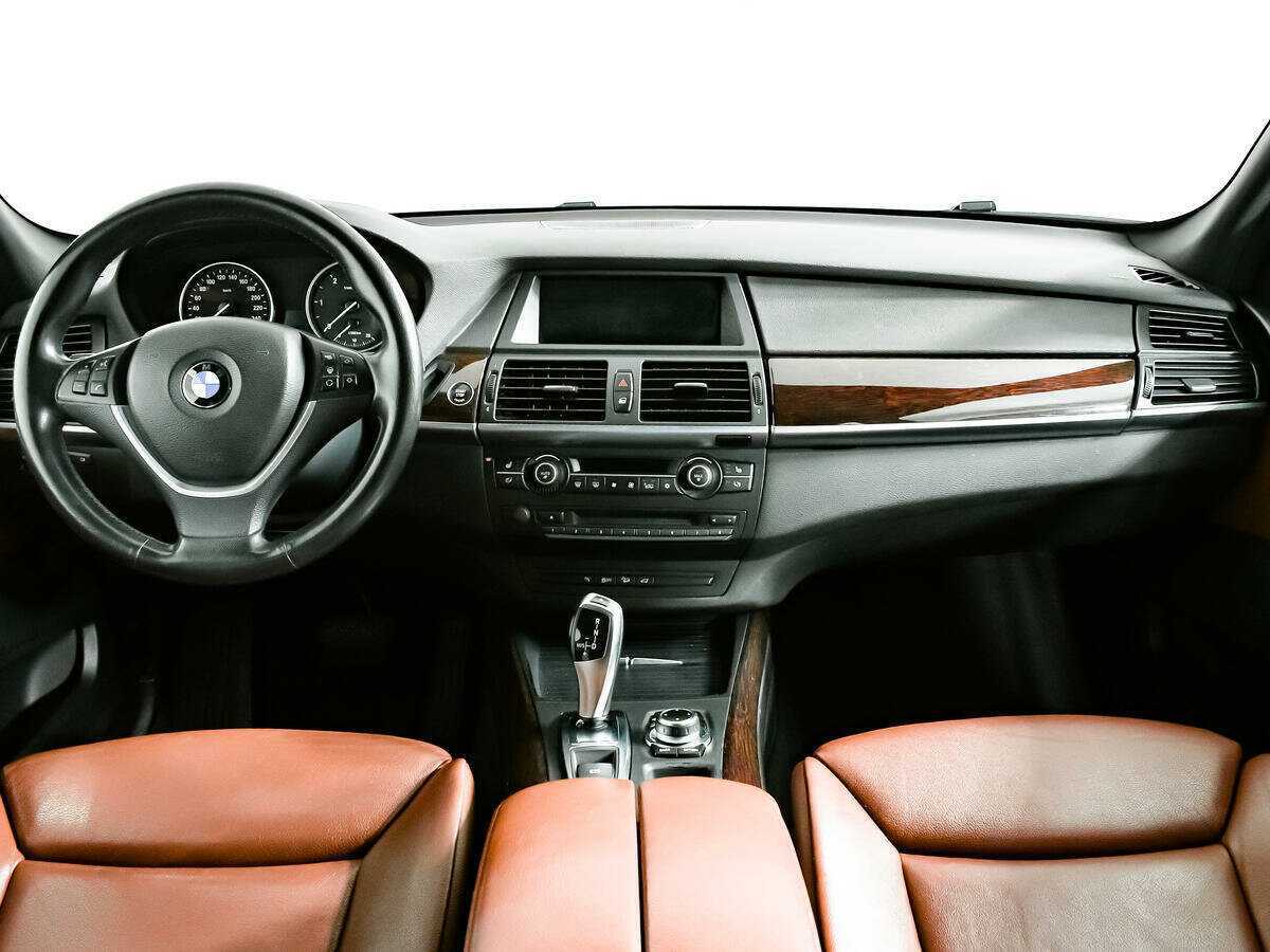 BMW X5 с пробегом — 2012 год. Фото: #10