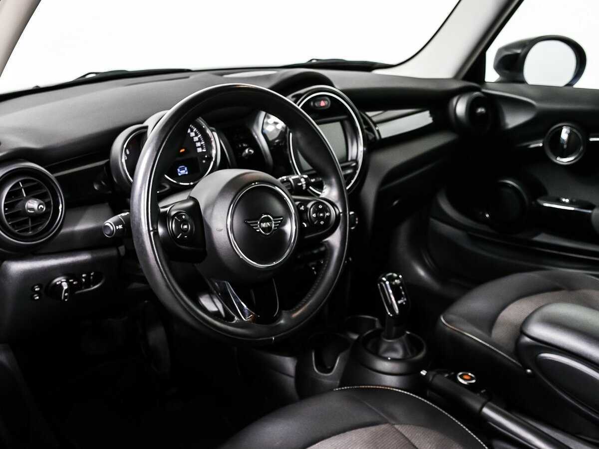 Mini Hatch с пробегом — 2020 год. Фото: #11