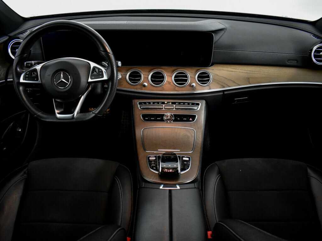 Mercedes-Benz E-Класс с пробегом — 2017 год. Фото: #10