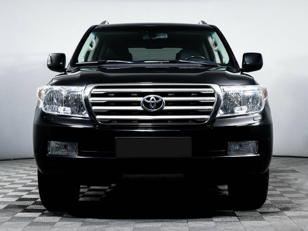 Toyota Land Cruiser с пробегом — 2011 год. Фото: #1