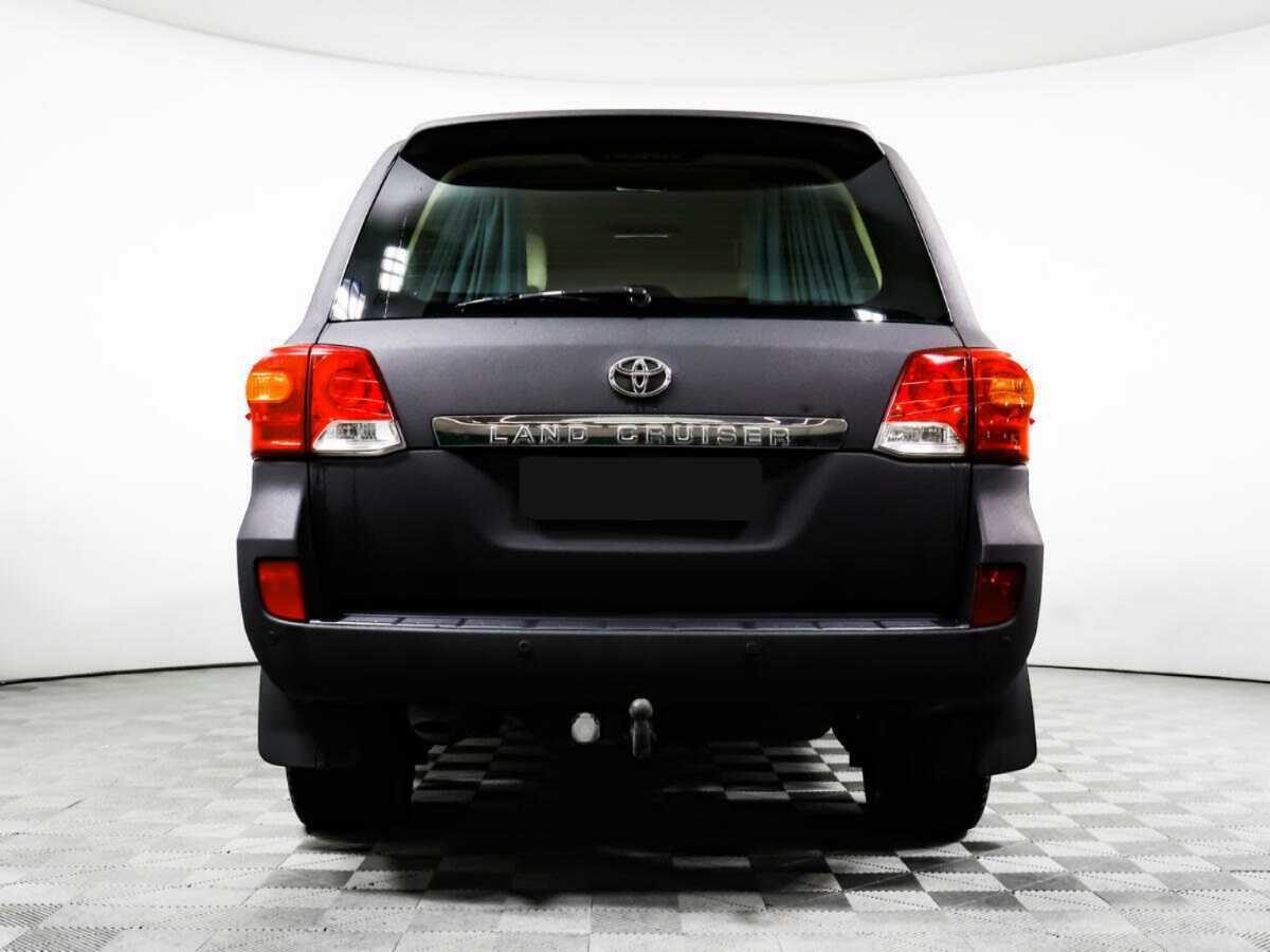 Toyota Land Cruiser с пробегом — 2012 год. Фото: #5