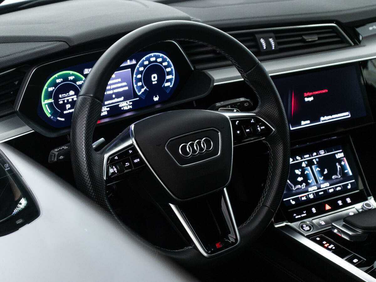Audi e-tron с пробегом — 2022 год. Фото: #20