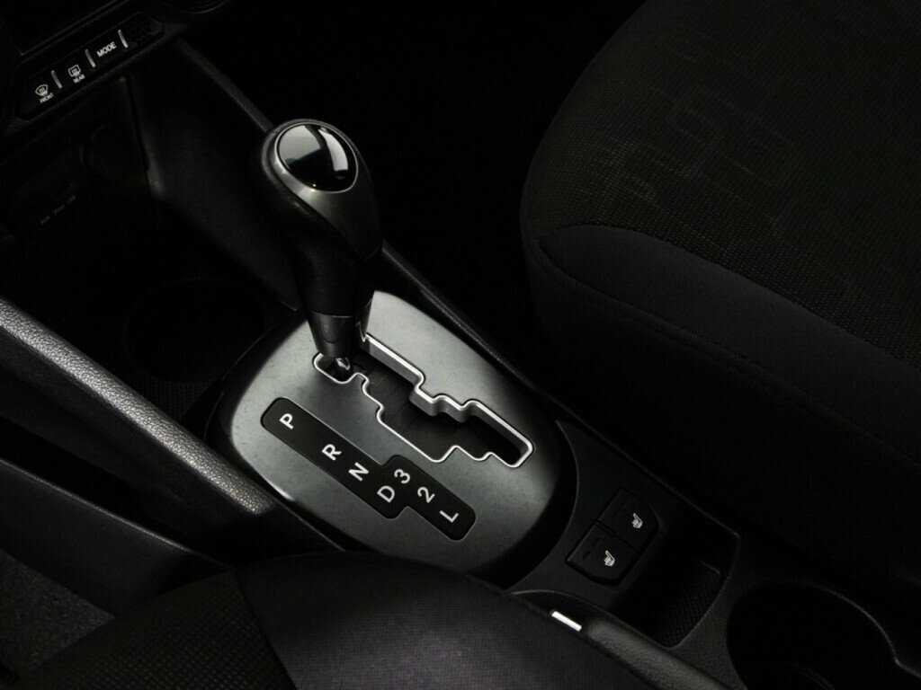 Kia Rio с пробегом — 2011 год. Фото: #17