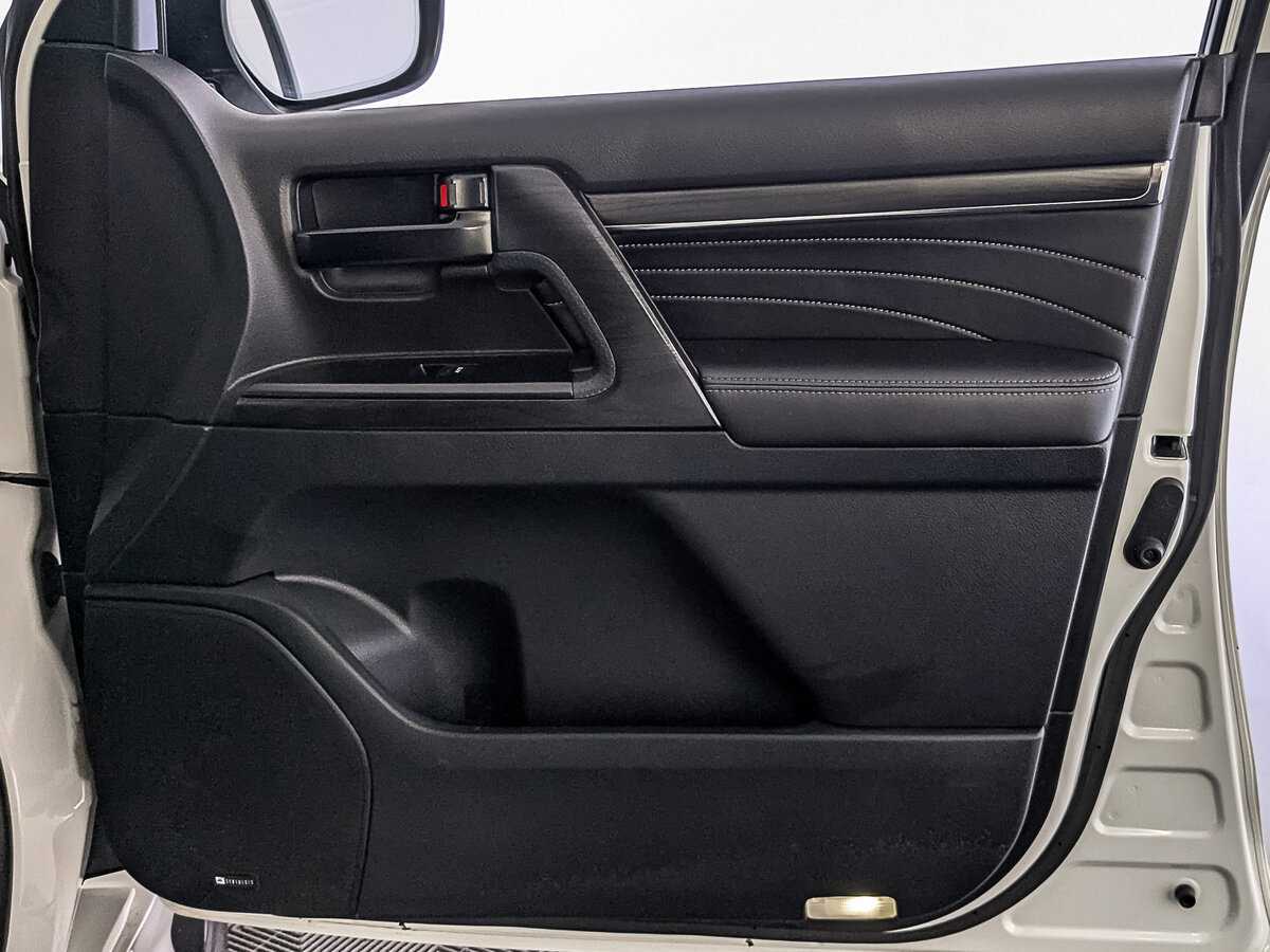 Toyota Land Cruiser с пробегом — 2019 год. Фото: #21