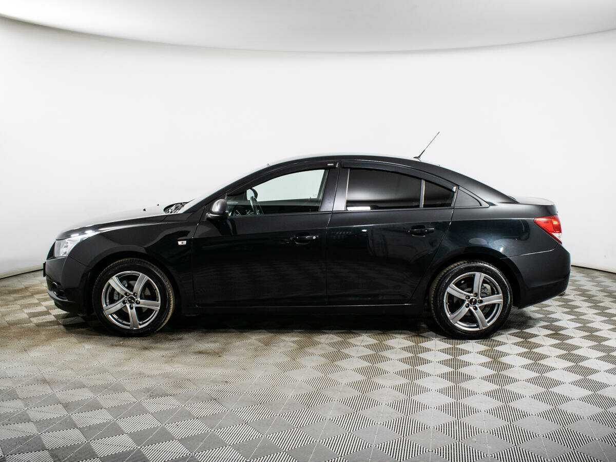 Chevrolet Cruze с пробегом — 2011 год. Фото: #7