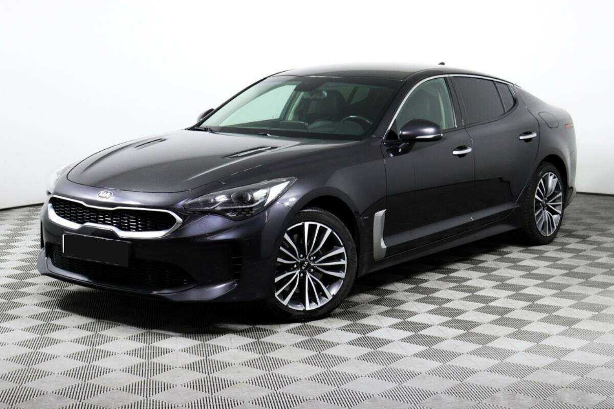 Kia Stinger с пробегом — 2018 год. Посмотреть фото