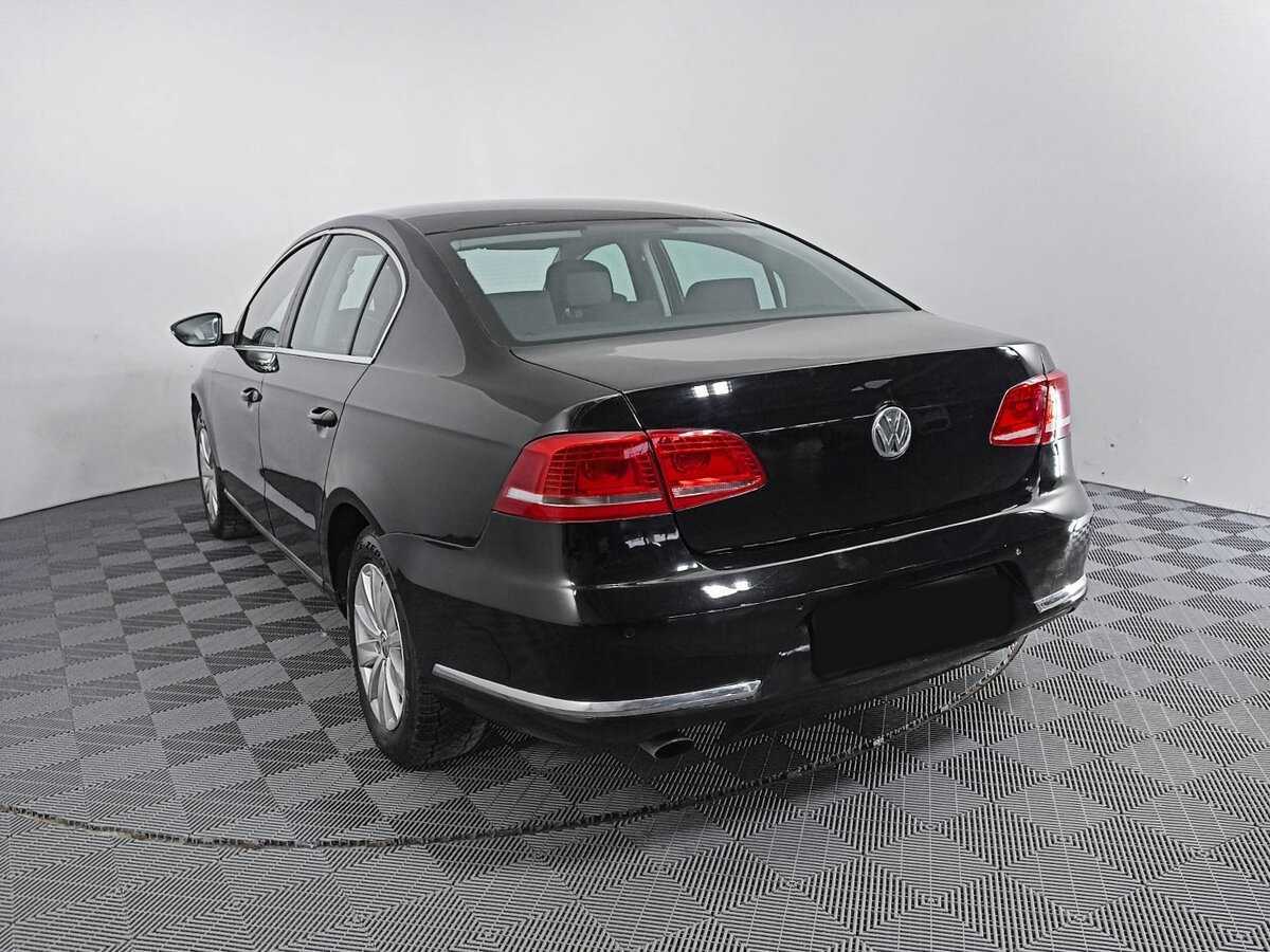 Volkswagen Passat с пробегом — 2011 год. Фото: #5