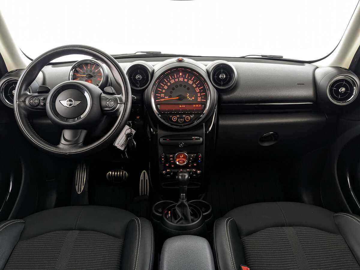Mini Countryman с пробегом — 2016 год. Фото: #13