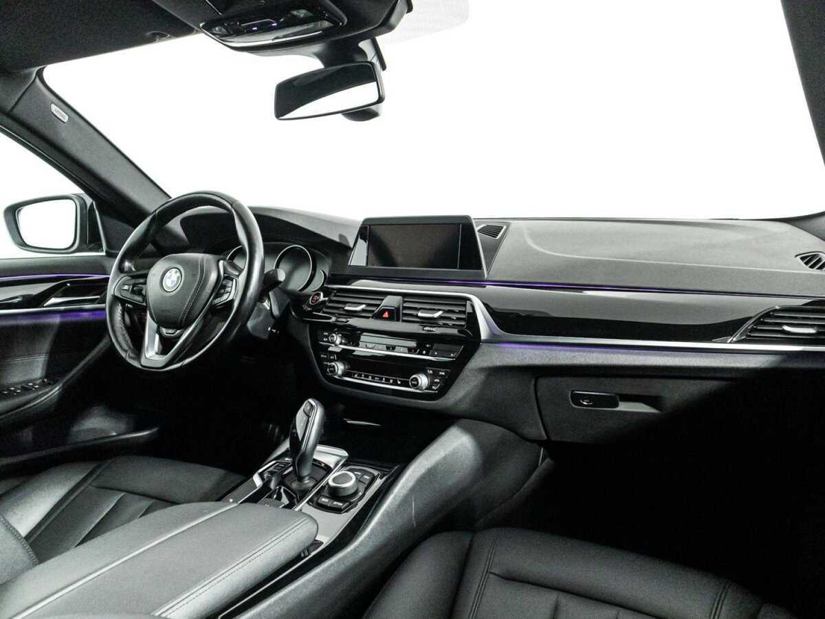 BMW 5 серии с пробегом — 2018 год. Фото: #8