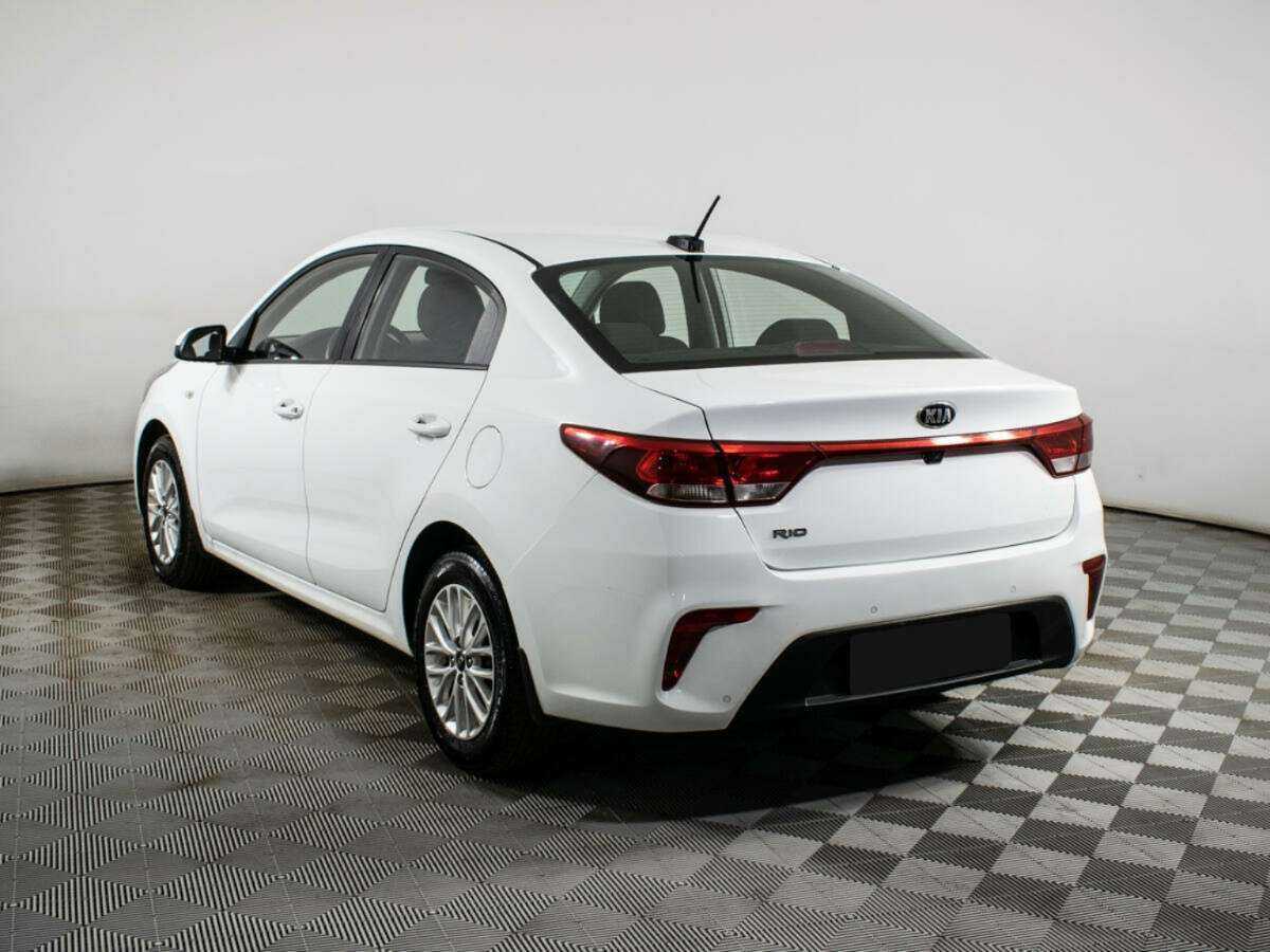 Kia Rio с пробегом — 2018 год. Фото: #5