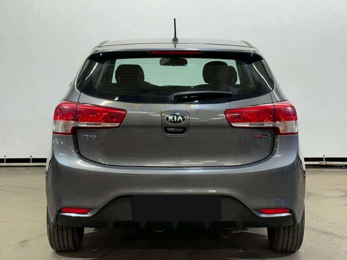 Kia Rio с пробегом — 2016 год. Фото: #5