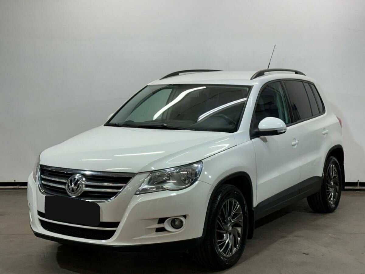 Volkswagen Tiguan с пробегом — 2010 год. Фото: #0