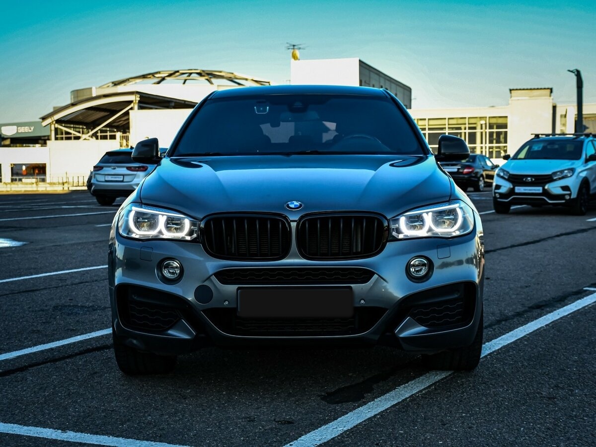 BMW X6 с пробегом — 2017 год. Фото: #1