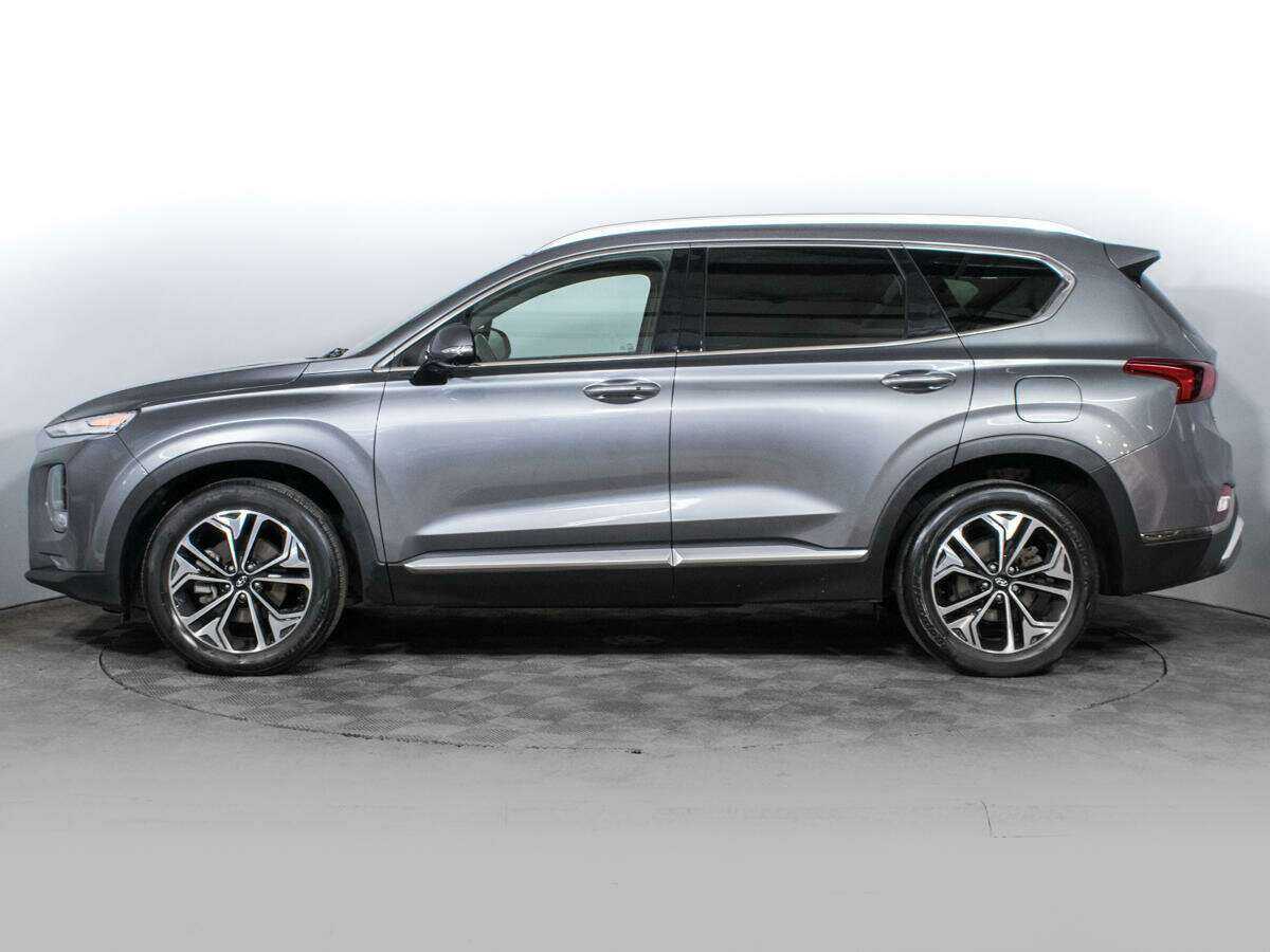 Hyundai Santa Fe с пробегом — 2018 год. Фото: #7