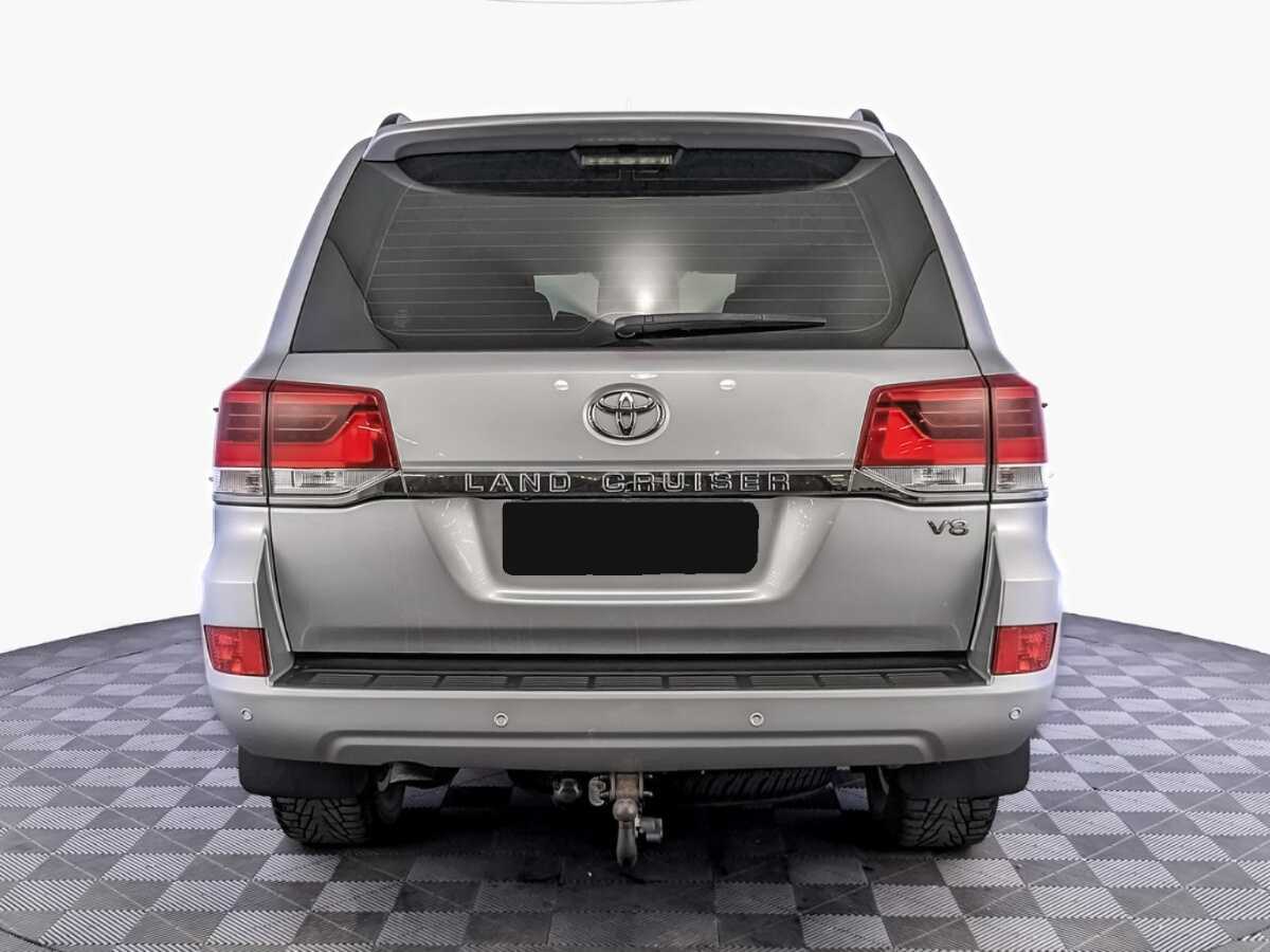 Toyota Land Cruiser с пробегом — 2018 год. Фото: #5