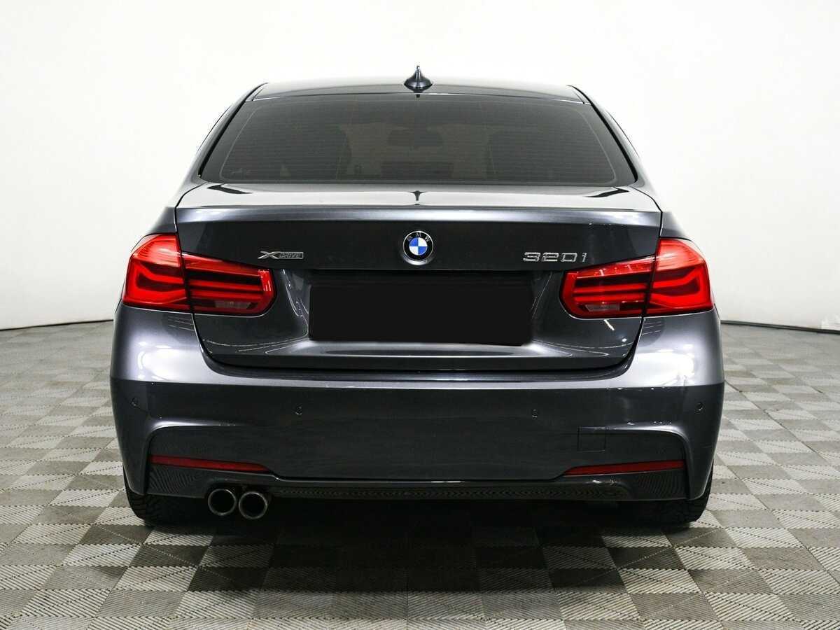 BMW 3 серии с пробегом — 2015 год. Фото: #5