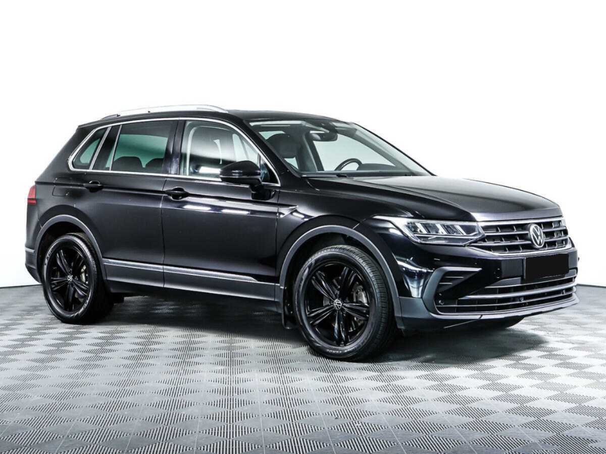 Volkswagen Tiguan с пробегом — 2021 год. Фото: #1