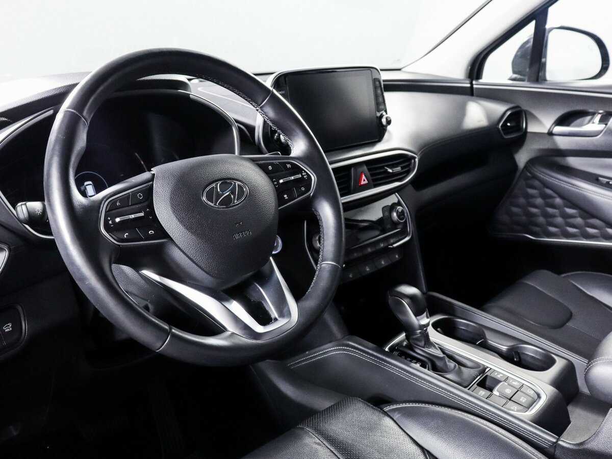 Hyundai Santa Fe с пробегом — 2019 год. Фото: #13