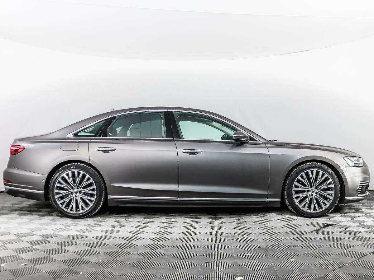 Audi A8 с пробегом — 2020 год. Фото: #3