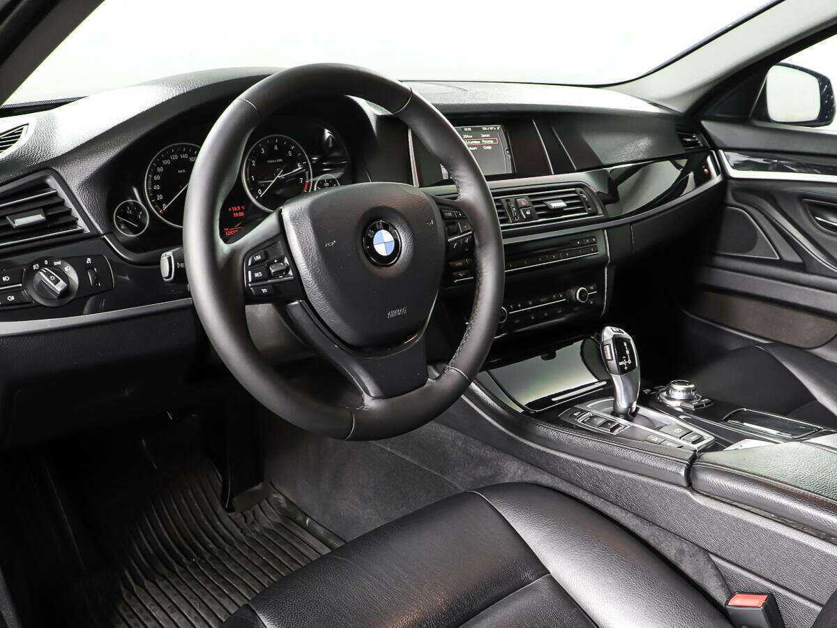 BMW 5 серии с пробегом — 2013 год. Фото: #12