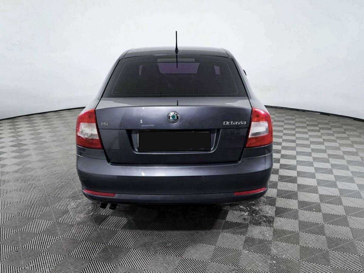 Skoda Octavia с пробегом — 2012 год. Фото: #4