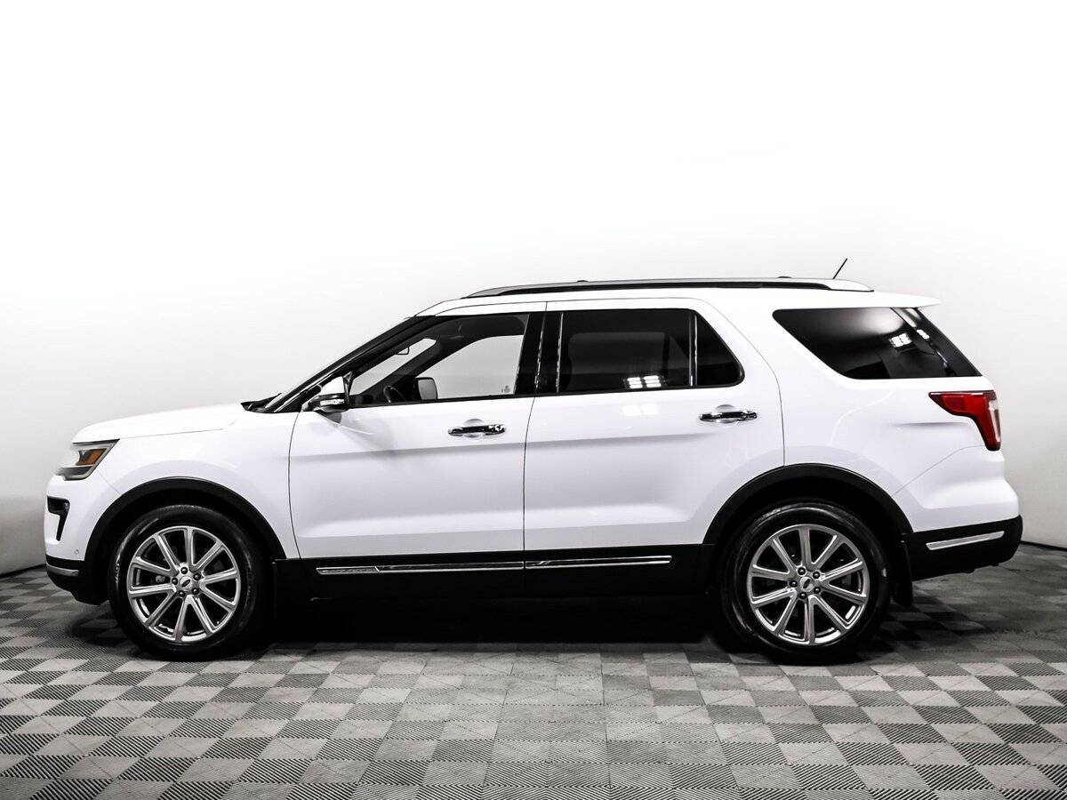 Ford Explorer с пробегом — 2018 год. Фото: #7
