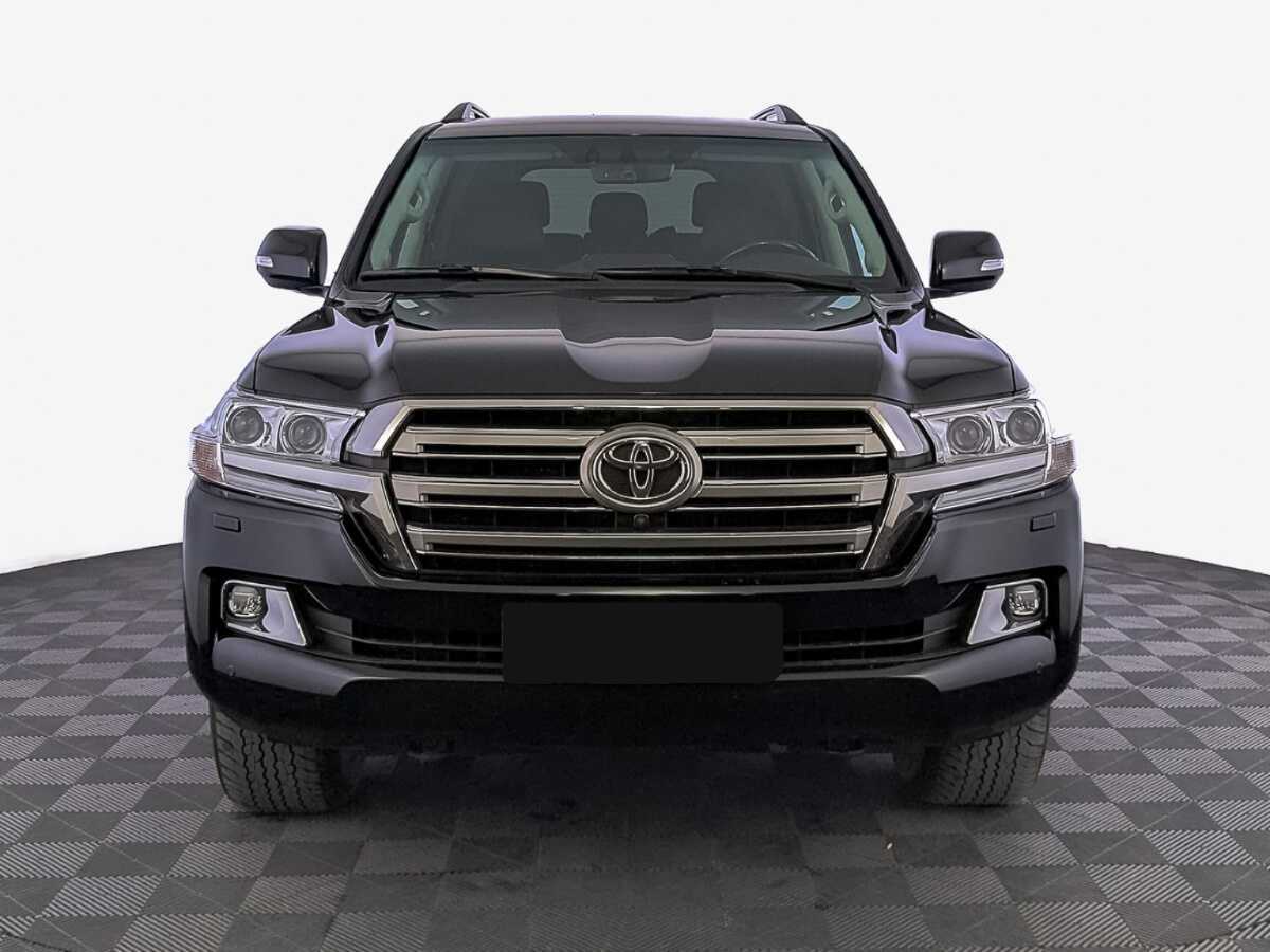 Toyota Land Cruiser с пробегом — 2018 год. Фото: #1