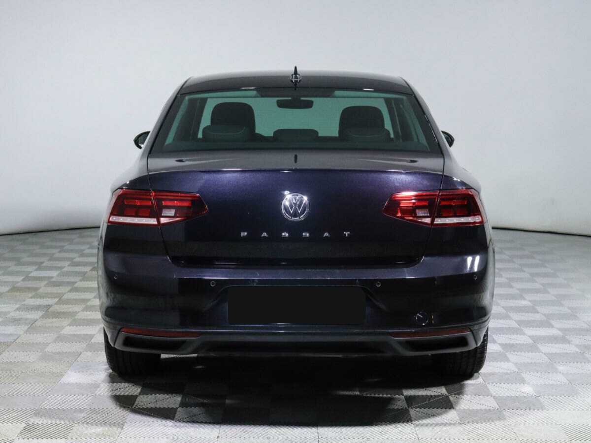 Volkswagen Passat с пробегом — 2020 год. Фото: #5