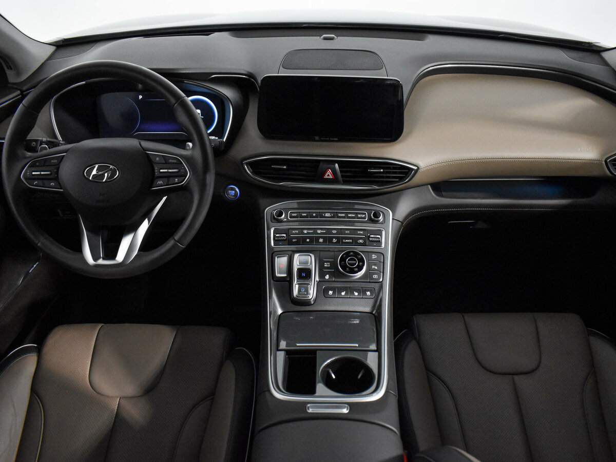 Hyundai Santa Fe с пробегом — 2021 год. Фото: #14