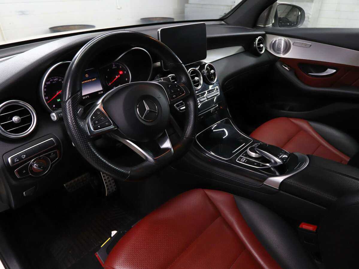 Mercedes-Benz GLC Coupe с пробегом — 2018 год. Фото: #7