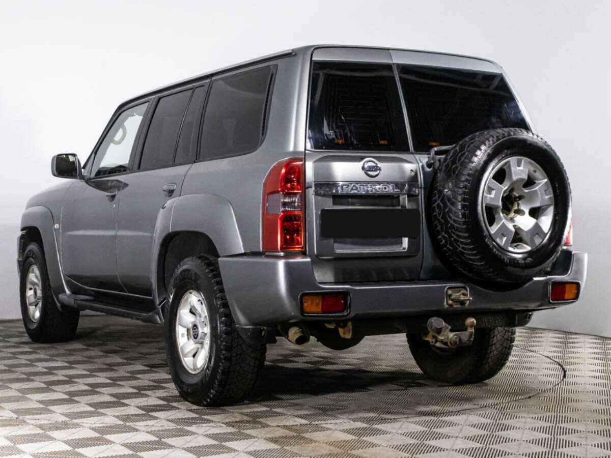 Nissan Patrol с пробегом — 2007 год. Фото: #5