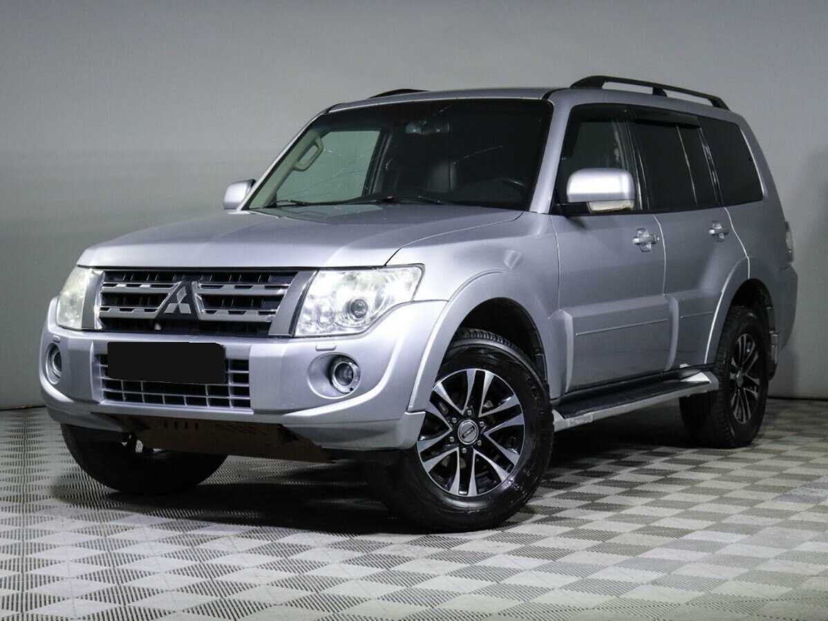 Mitsubishi Pajero с пробегом — 2011 год. Фото: #0