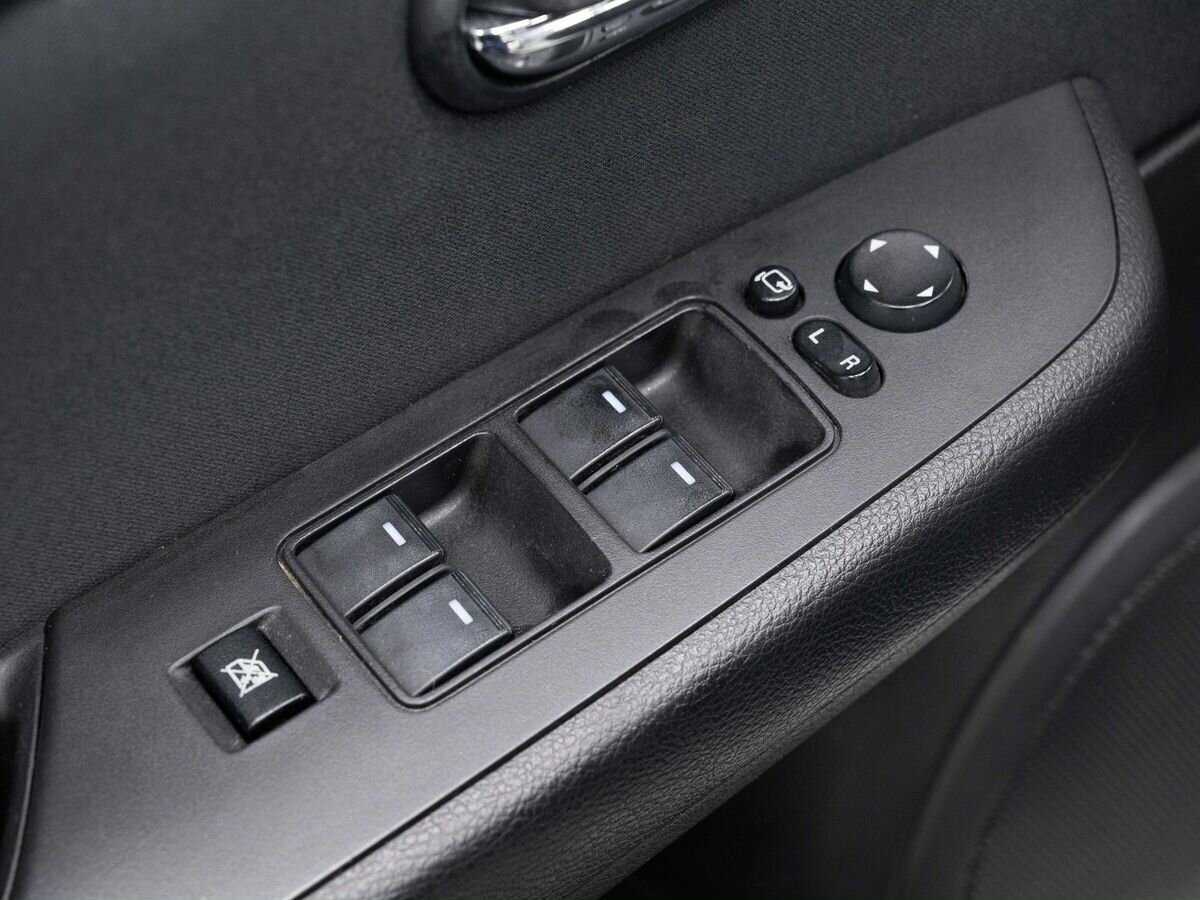 Mazda 6 с пробегом — 2011 год. Фото: #17