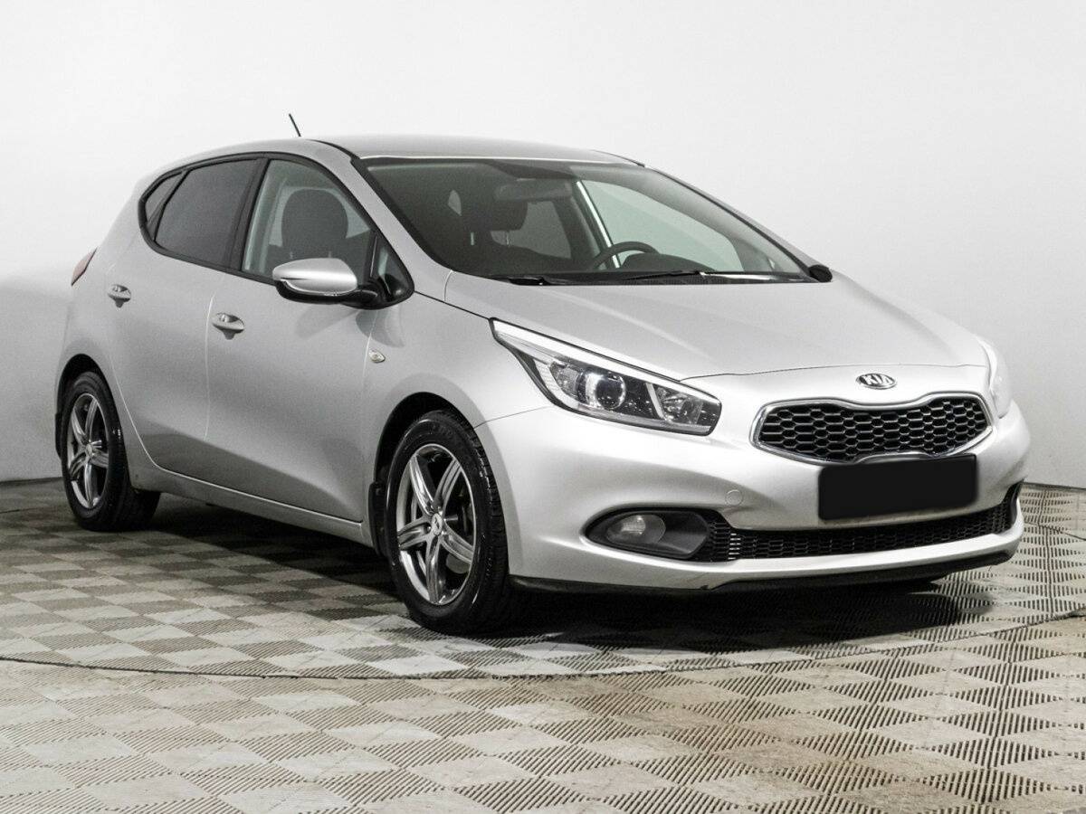 Kia Ceed с пробегом — 2012 год. Фото: #2