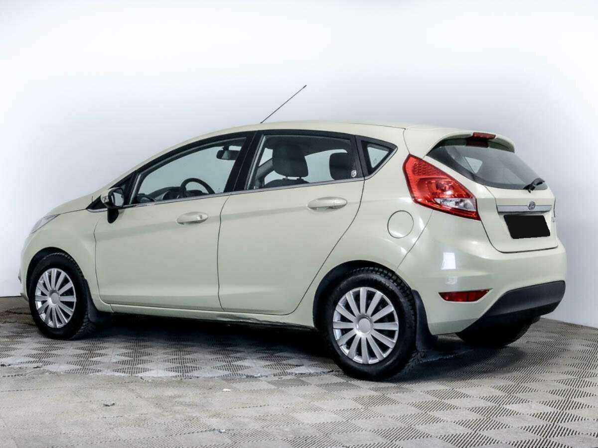 Ford Fiesta с пробегом — 2008 год. Фото: #5
