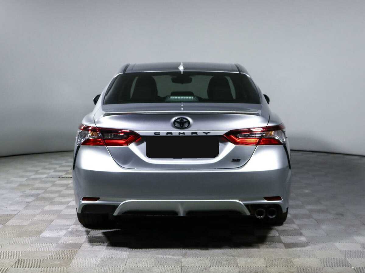 Toyota Camry с пробегом — 2022 год. Фото: #5