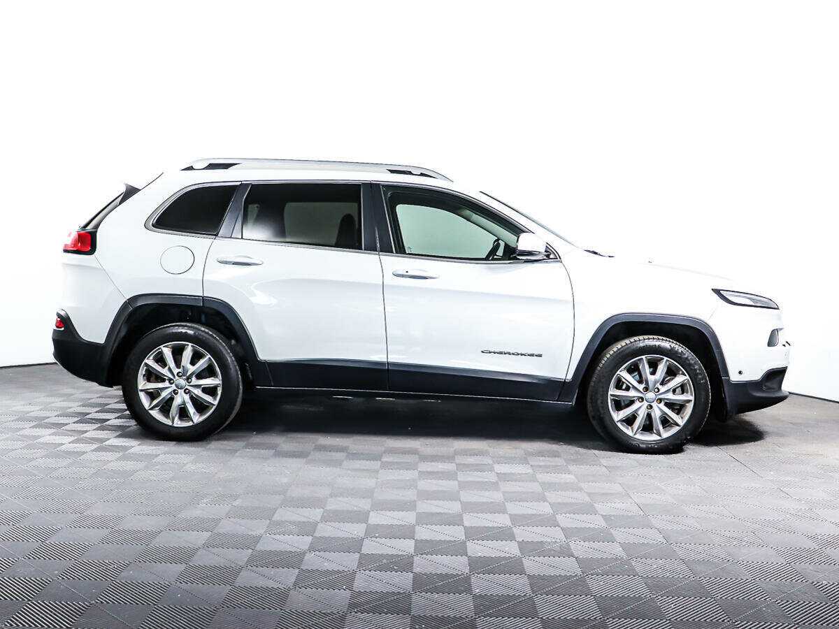 Jeep Cherokee с пробегом — 2014 год. Фото: #2