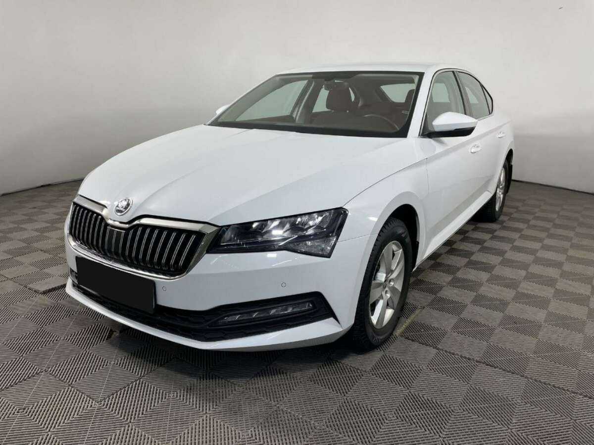 Skoda Superb с пробегом — 2021 год. Фото: #0