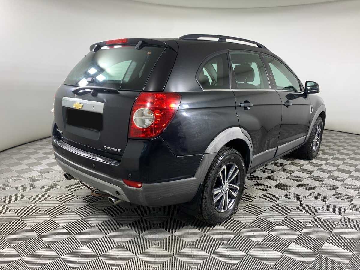 Chevrolet Captiva с пробегом — 2010 год. Фото: #4