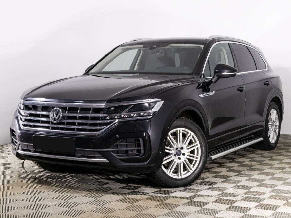 Volkswagen Touareg с пробегом — 2018 год. Посмотреть фото