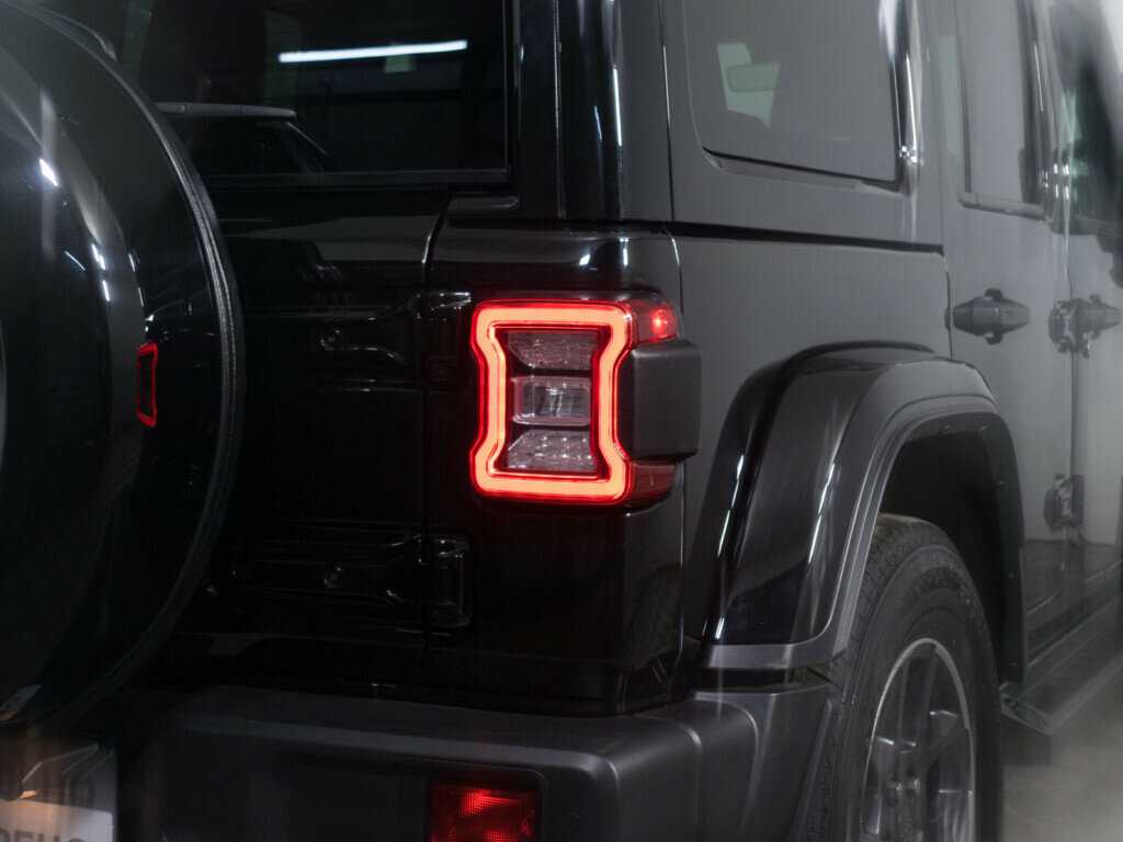 Jeep Wrangler с пробегом — 2021 год. Фото: #17