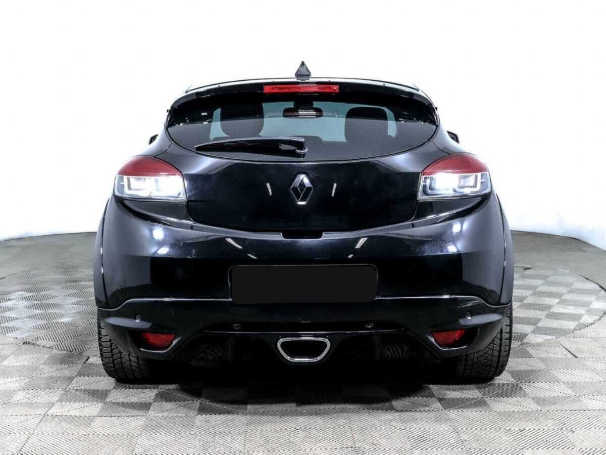 Renault Megane RS с пробегом — 2013 год. Фото: #4