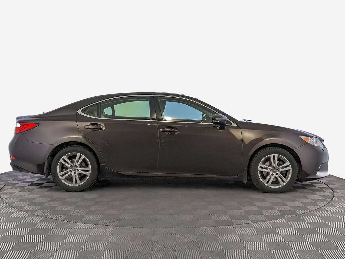 Lexus ES с пробегом — 2014 год. Фото: #3